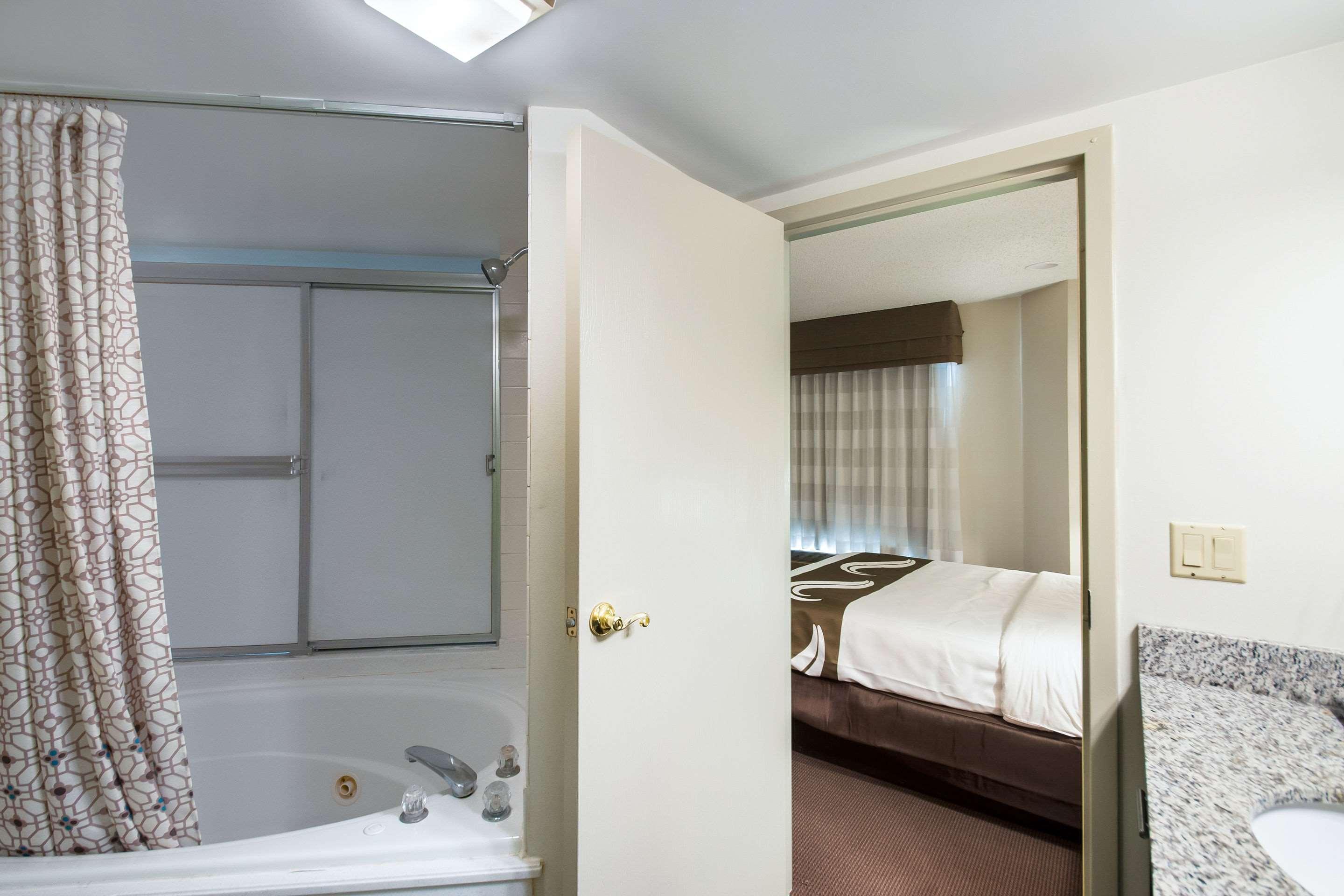 Quality Inn Grasonville Exterior photo